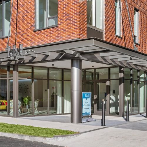 Comfortable rooftop loungers to soak up the sun.	