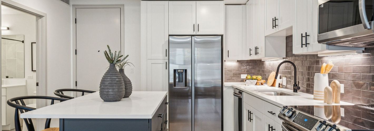 Arden Englewood :  Enjoy modern features and finishes