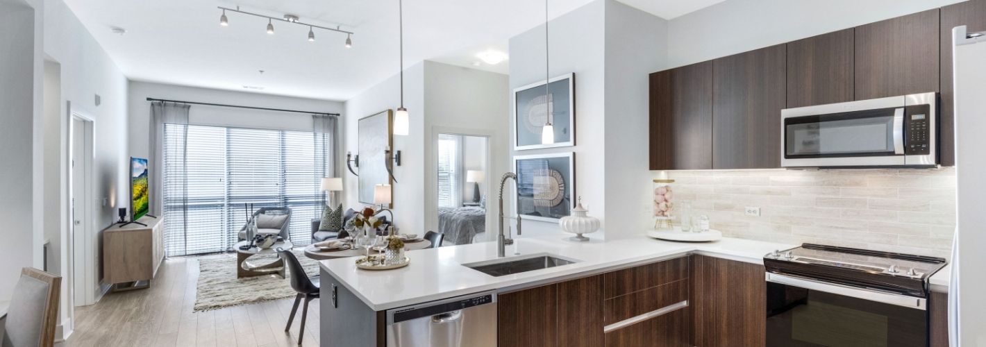 The Jones at Tysons : Kitchen