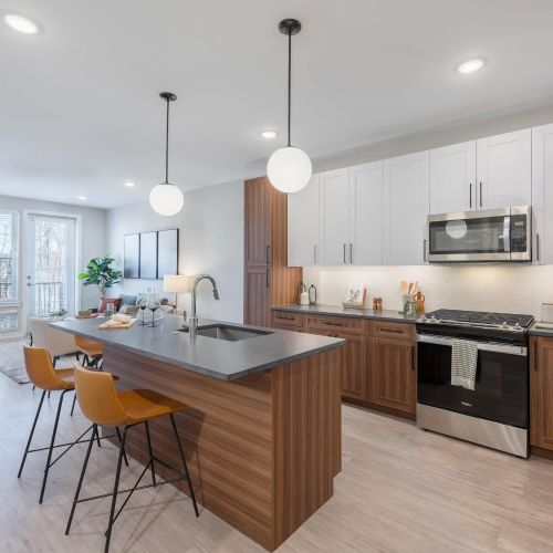 333 North Broad apartment kitchen and living room