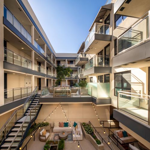 Junction Santa Monica