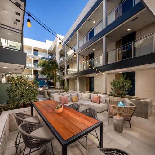 Junction Santa Monica