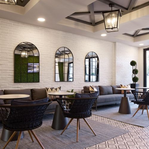 Cecil-Luxury-Resident-Lounge-in-Bethesda-Maryland