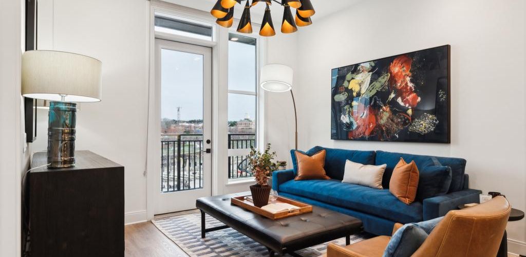 Oro Ballantyne : Living