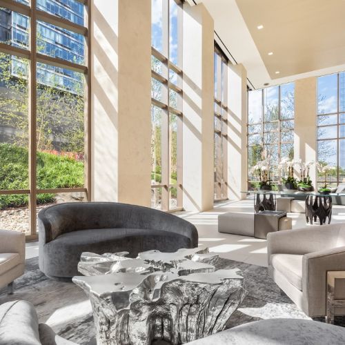 Modern 800 lobby with lounge chairs 