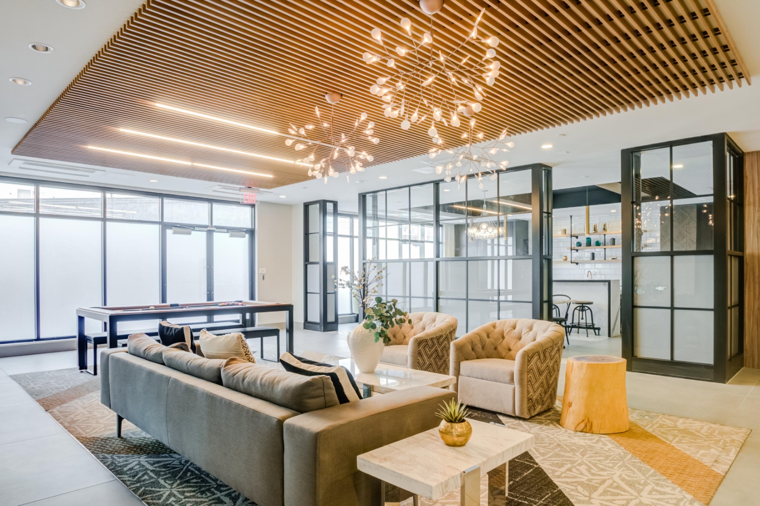 The Kelly : Clubroom