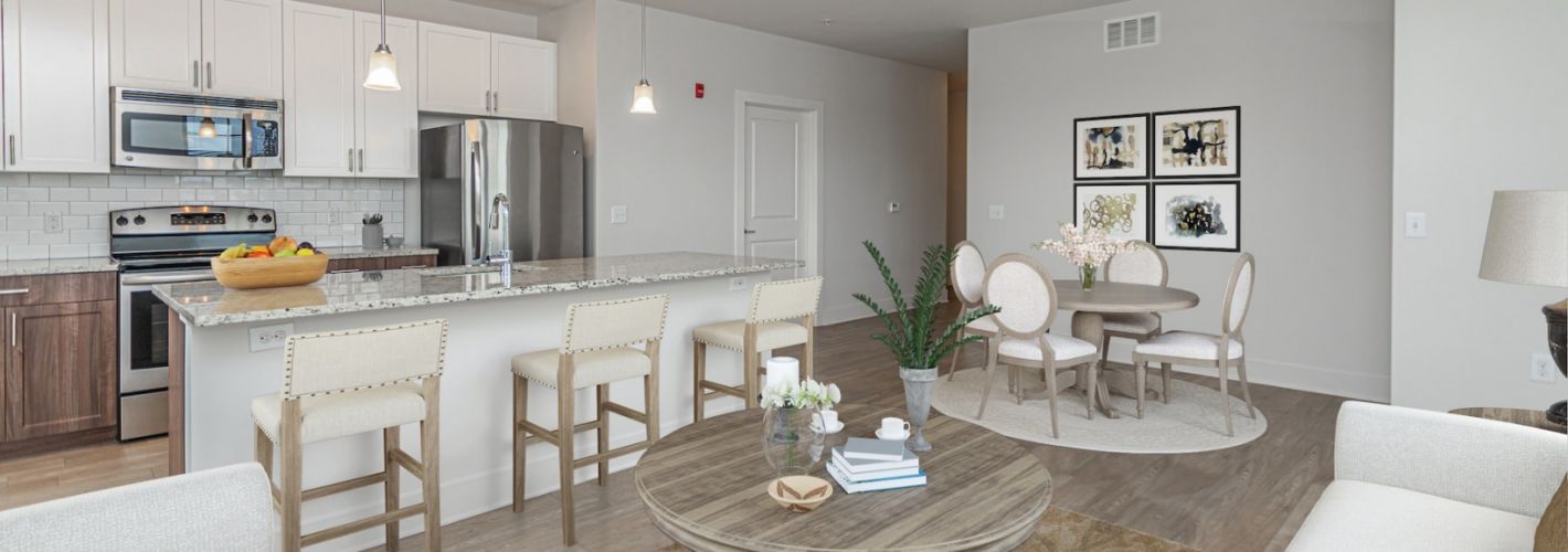 The Square : Kitchen
