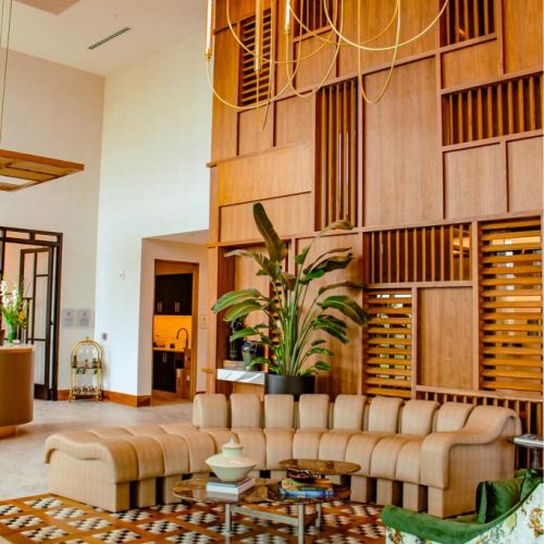 Oro Ballantyne Lobby