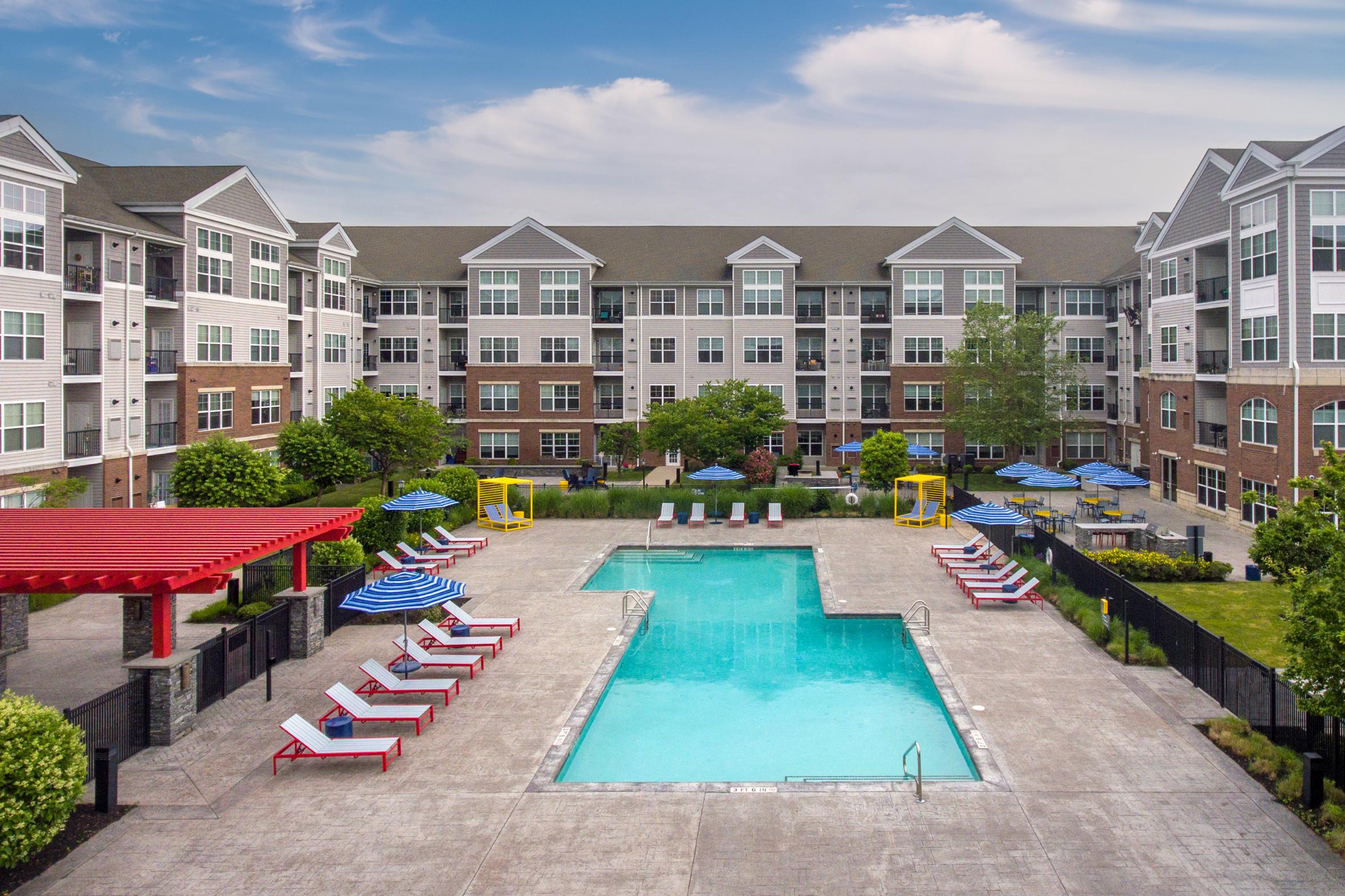 Halstead Norwalk : Pool Area