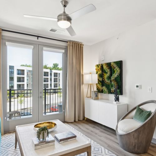 AuraFifty4-Luxury-Community-Living-Room-in-Chapel-Hill-North-Carolina