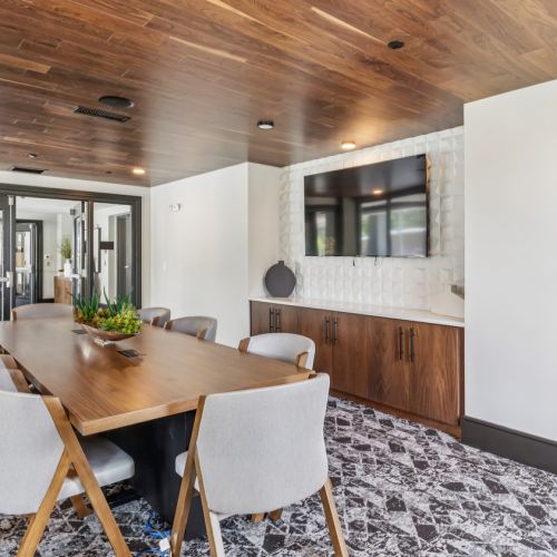 AuraFifty4-Luxury-Community-Coworking-Lounge-in-Chapel-Hill-North-Carolina