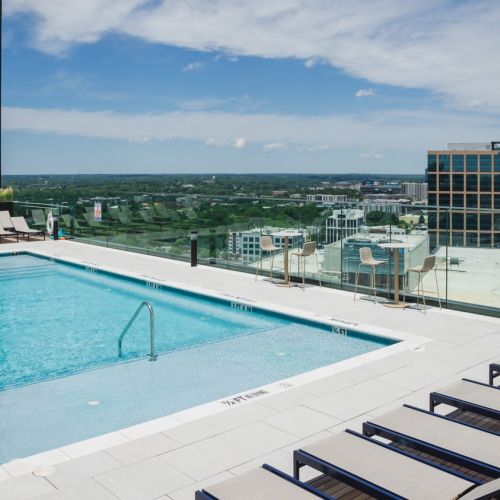 Linea-Luxury-Pool-Charlotte-North-Carolina