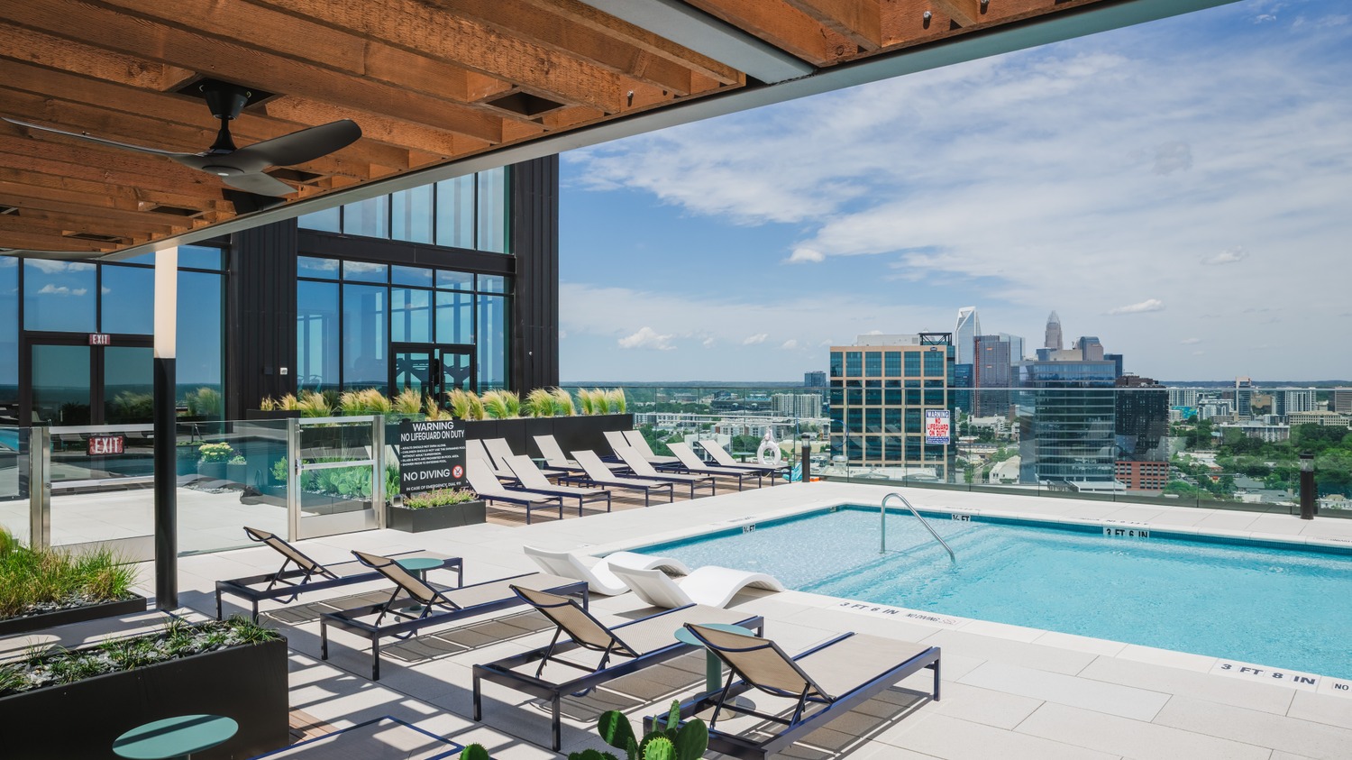 Linea-Luxury-Pool-Charlotte-North-Carolina