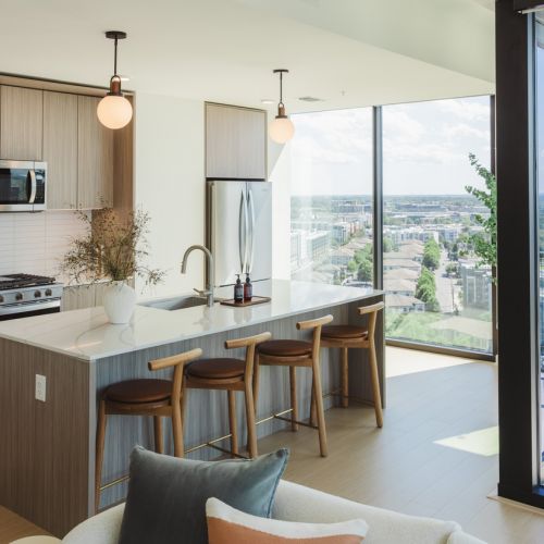 Linea-Luxury-Apartment-Kitchen-Charlotte-North-Carolina