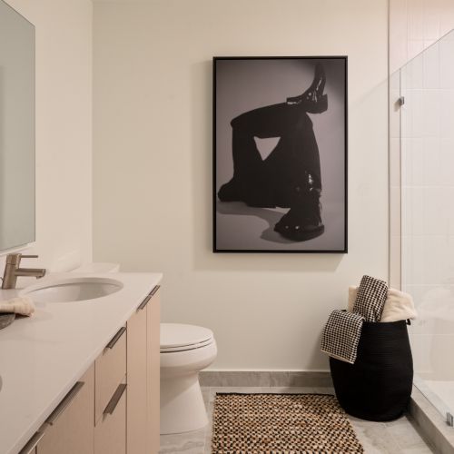 AmaraWynwood_LuxuryApartments_Bathroom_MiamiFlorida