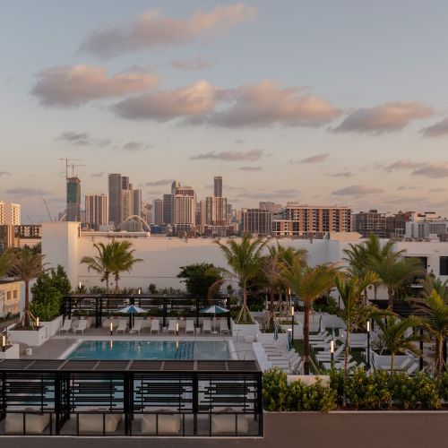 AmaraWynwood_LuxuryApartments_Poolsunset_MiamiFlorida