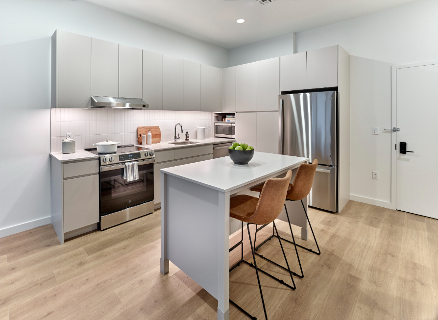 The Langdon : Kitchen