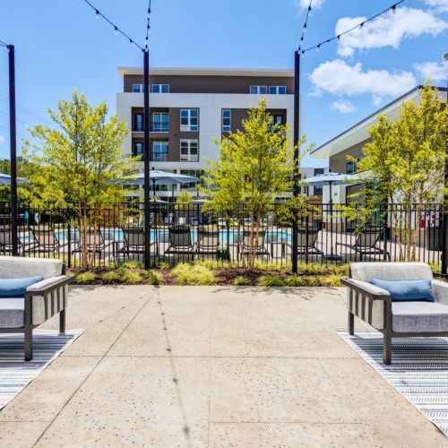 AuraFifty4-Luxury-Community-Outdoor-Lounge-in-Chapel-Hill-North-Carolina