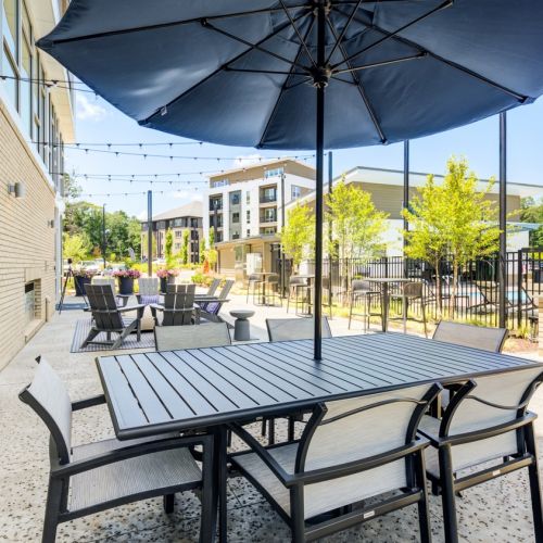 AuraFifty4-Luxury-Community-Outdoor-Lounge-in-Chapel-Hill-North-Carolina