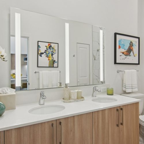 Affina_LuxuryApartments_Bathroom2_KendallFlorida