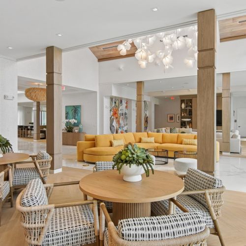 Affina_LuxuryApartments_LobbyCafe_KendallFlorida
