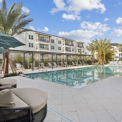 AltonOsprey_LuxuryApartments_Pool_OspreyFlorida
