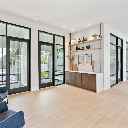 AltonOsprey_LuxuryApartments_ClubHouse_OspreyFlorida