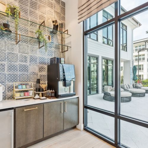 AltonOsprey_LuxuryApartments_ClubRoom_OspreyFlorida