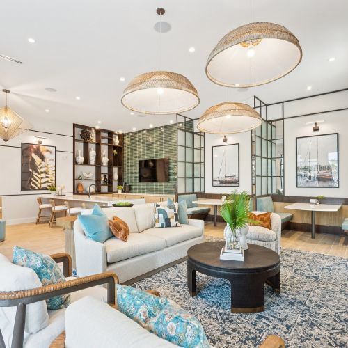 AltonOsprey_LuxuryApartments_ClubRoom_OspreyFlorida