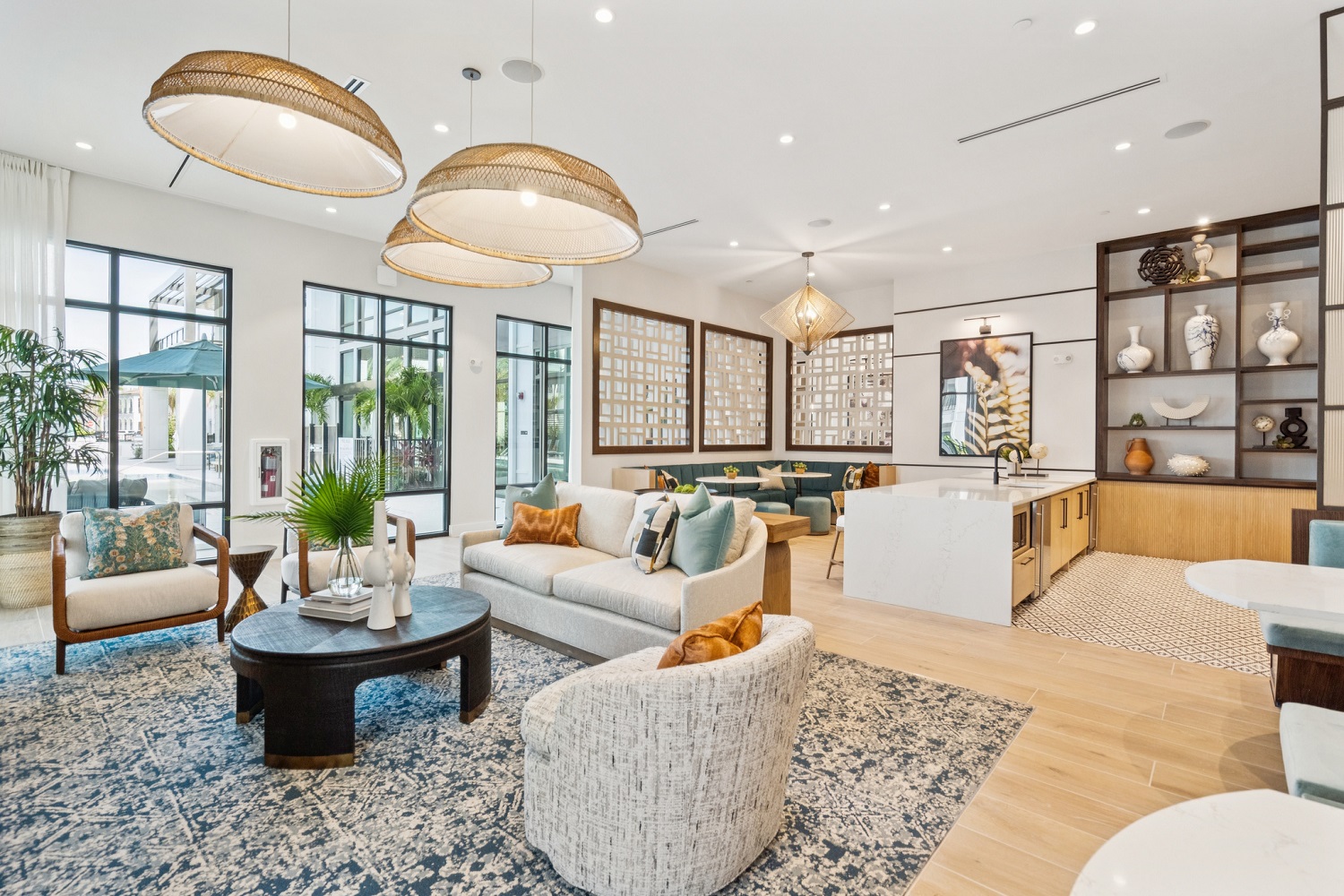 AltonOsprey_LuxuryApartments_ClubRoom_OspreyFlorida