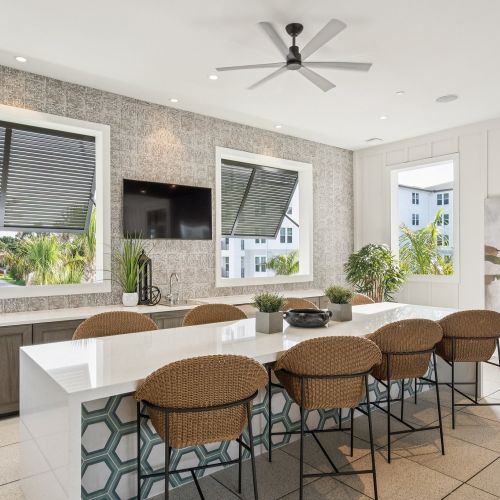 AltonOsprey_LuxuryApartments_ClubRoom_OspreyFlorida