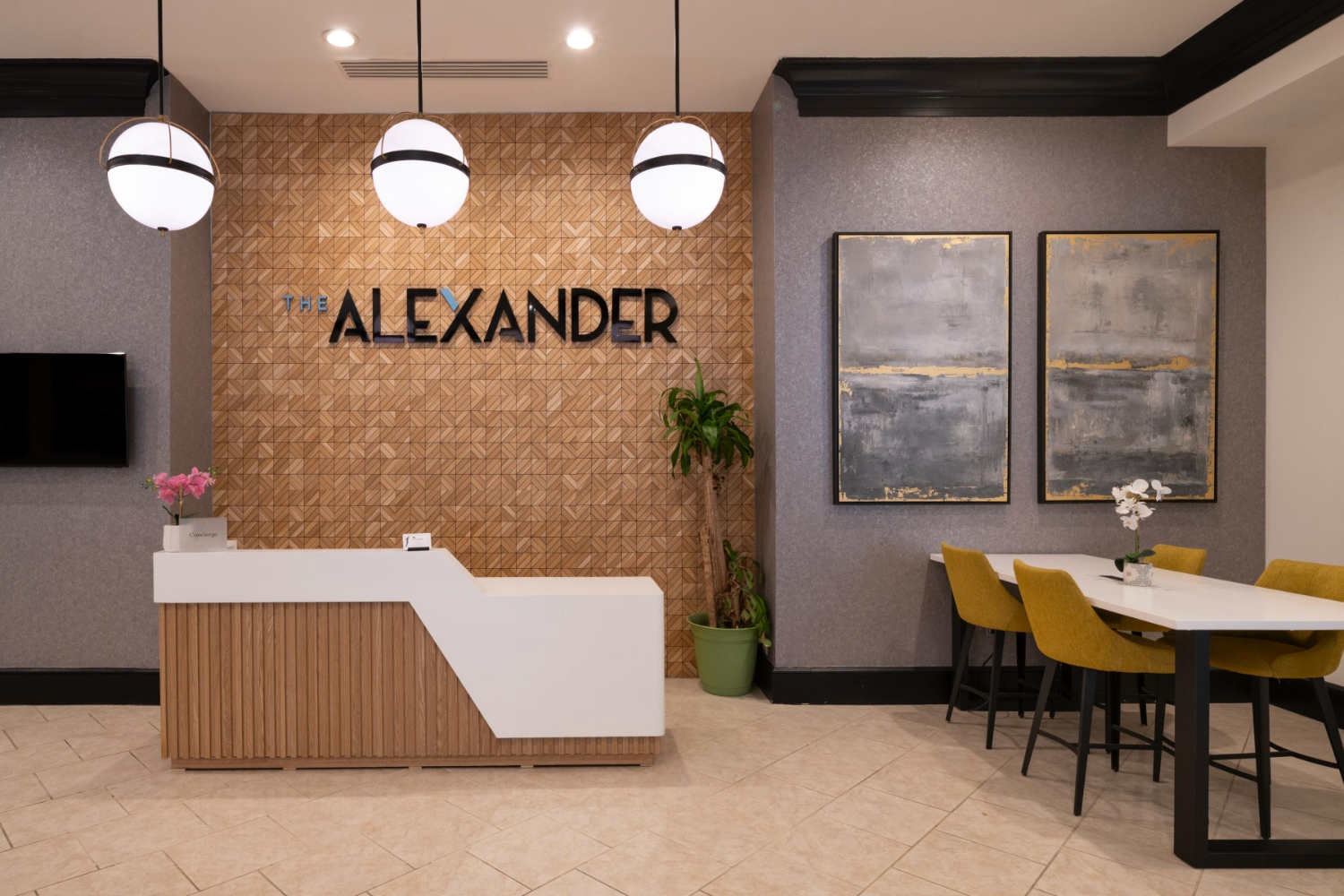 The Alexander Apartments : Concierge desk for your day to day community assistance