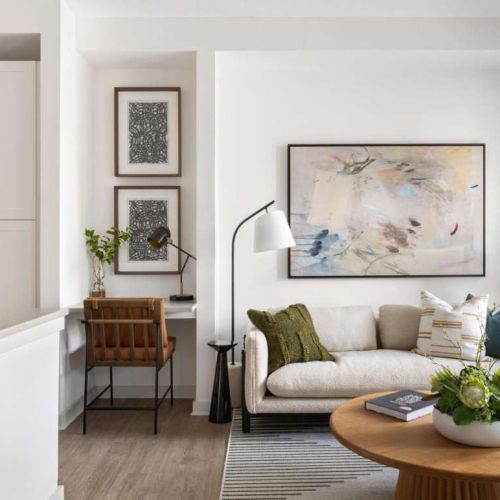 7th&Oak_LuxuryApartments_LivingRoom_TampaFlorida