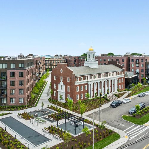 Expanded rooftop layout ideal for socializing or quiet evenings.