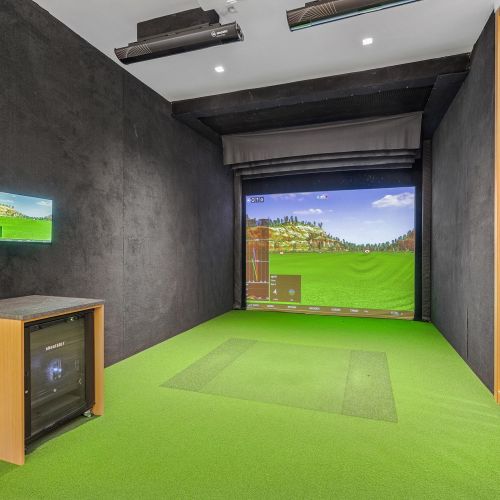 Golf simulator