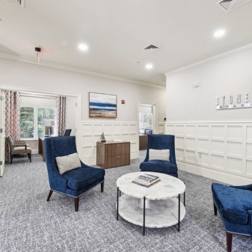 Photo of leasing office