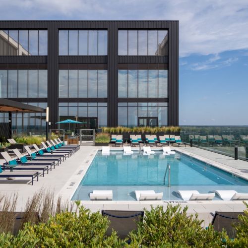 Linea-Luxury-Pool-Charlotte-North-Carolina