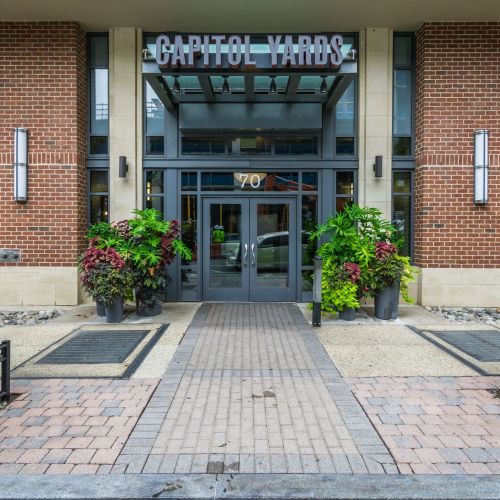 Seventy1Hundred Captiol Yards