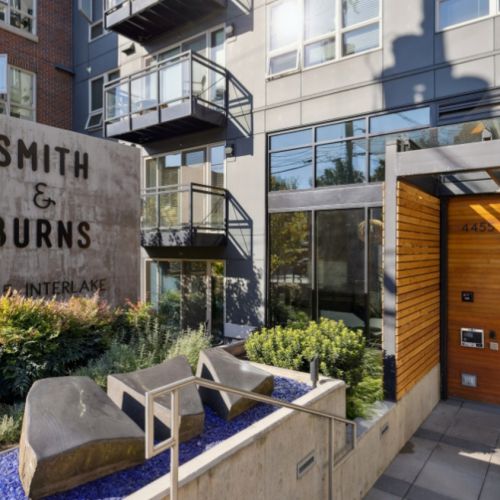 Smith & Burns Seattle apartments main entrance sign
