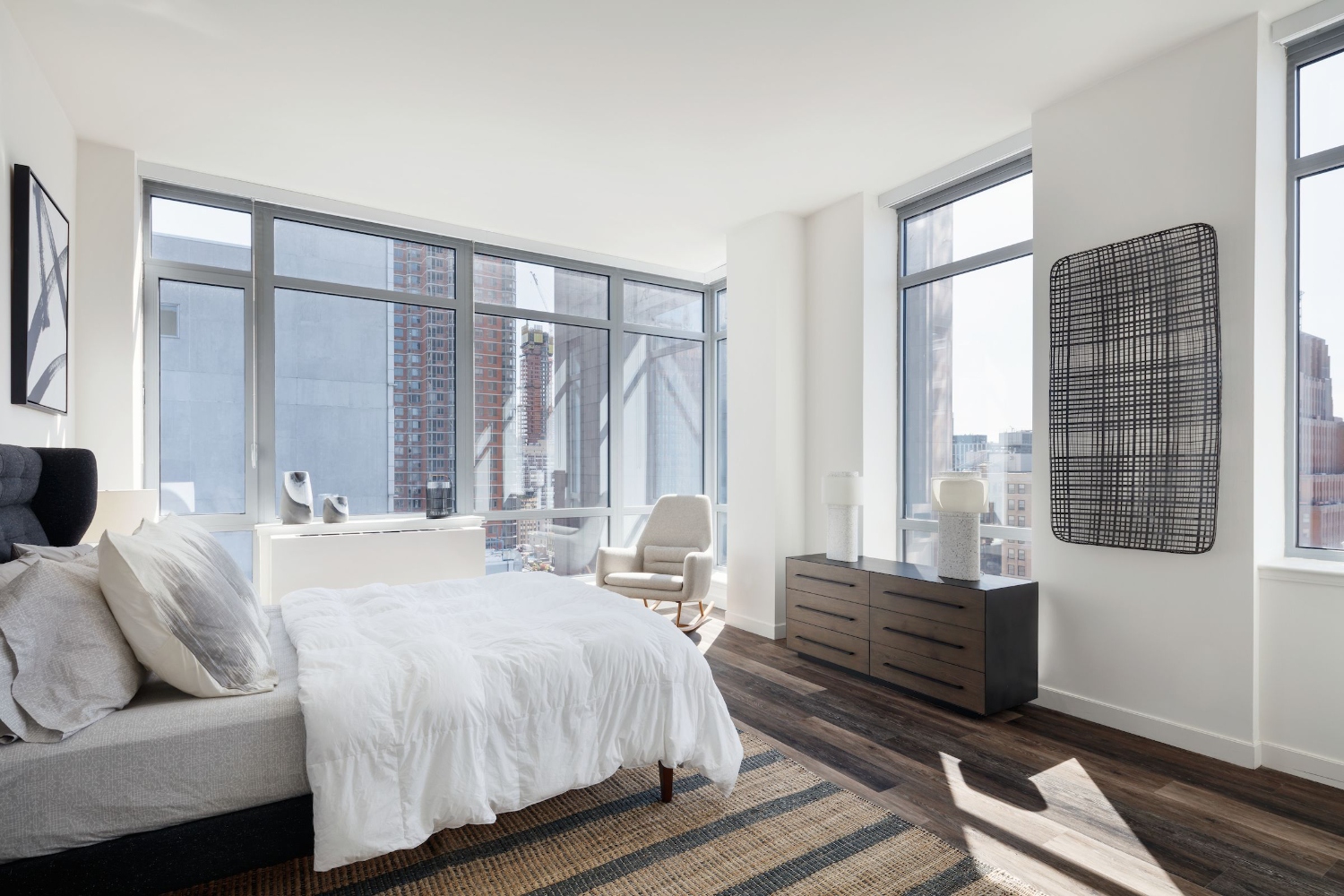 88 Leonard : Bedroom