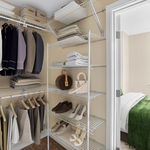Photo of walk in closet