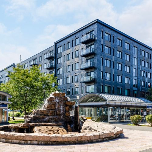 Clippership Apartments on the Wharf