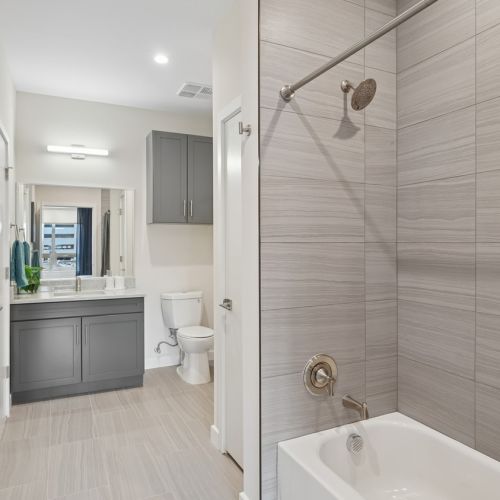Embark_LuxuryCommunityApartments_Bathroom_EastOrangeNJ