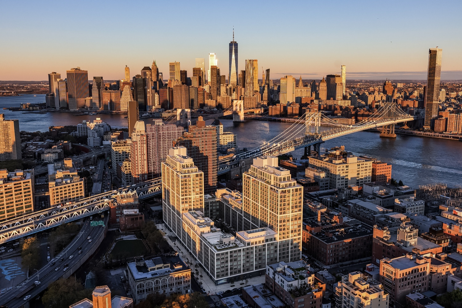 Magnolia Dumbo : Exterior